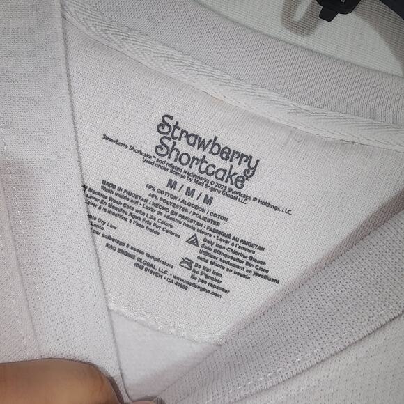 strawberry shortcake playing instruments sweatshirt women's size medium - Picture 3 of 5